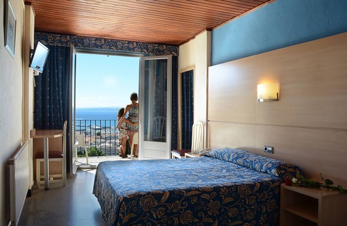 Roses Town Center Hotel | Hotel Grecs