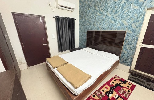 Puri Hotel | Hotel Gunjan Hotel Puri