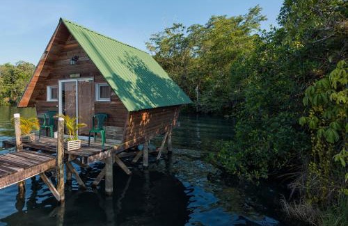 Rio Dulce Hotel | Hotel Hacienda Tijax Jungle Logde