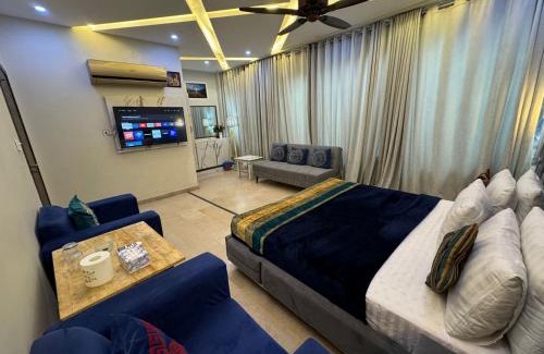 Lahore Hotel | Hotel Holiday