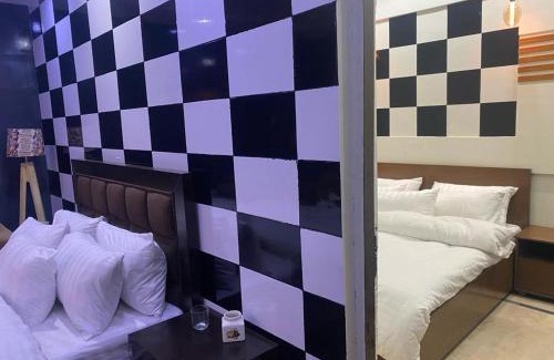 Lahore Hotel | Hotel Holiday