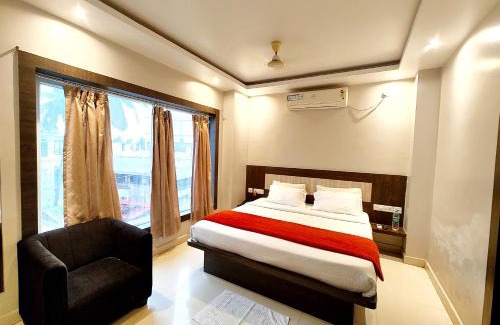Cuttack Hotel | HOTEL HOME TOWN Near Jagannath Temple - Sea Beach - Fully Air conditioned & Spacious Luxuary Rooms - Free Wifi & Parking Facilities