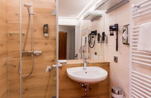 Grossschoenau Casa | Hotel Hubertusbaude - Doppelzimmer