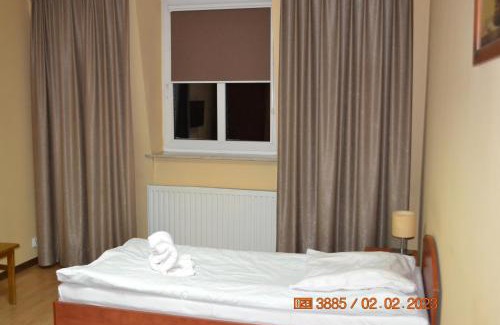 gmina Iłza Apartamento | Hotel i Restauracja Jaskolka