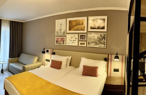 Moncloa - Arguelles Hotel | Hotel Indigo Madrid - Princesa by IHG