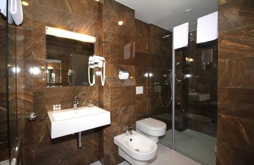 Pristina Hotel | Hotel International Prishtina