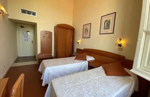 Marina di Massa Hotel | Hotel Italia