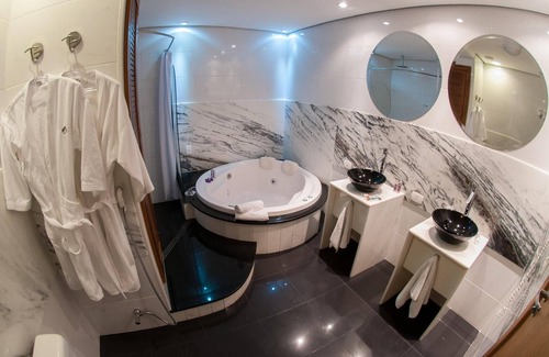 Simoes Lopes Hotel | Hotel Jacques Georges Tower