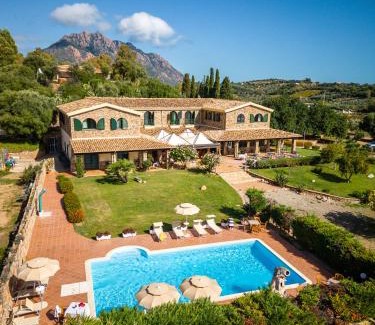 Tertenia Hotel | Hotel Janas