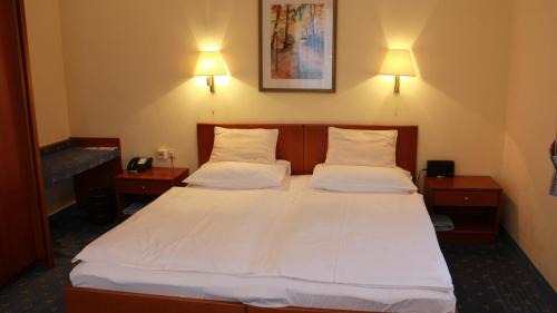 Maxglan Hotel | Hotel Josefa
