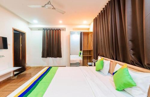 Kalyani Nagar Casa | Hotel Juglans Inn