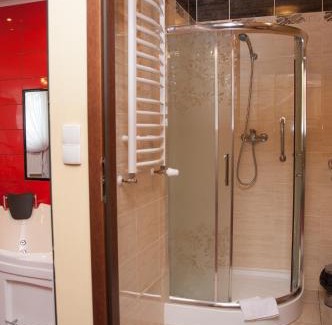 Brzozie Hotel | Hotel Kalchem