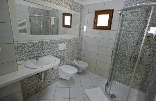 Gjirokaster Hotel | Hotel Kalemi 2