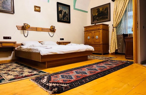 Gherla Apartamento | Hotel Karol