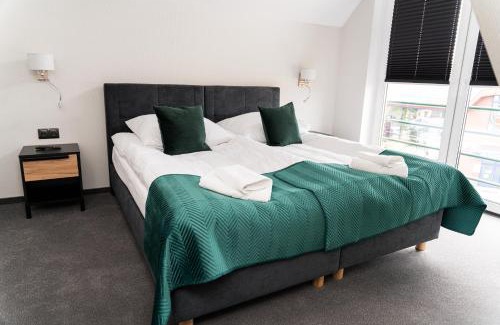Czersk Hotel | Hotel KAVKA & Restauracja