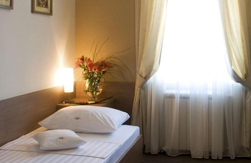 Belgrade Hotel | Hotel Knezevina