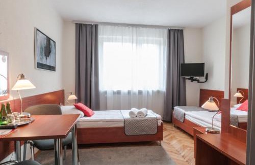 Skarzysko-Kamienna Hotel | Hotel Komes