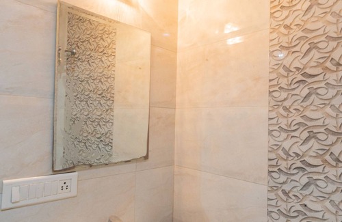 Lalkothi Hotel | Hotel Krishna by KeyMagics
