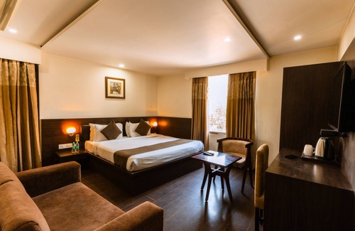 Lalkothi Hotel | Hotel Krishna by KeyMagics