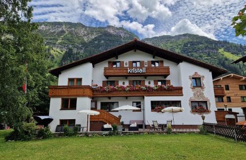 Lech am Arlberg Hotel | Hotel Kristall