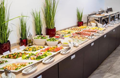 Niepokalanow Hotel | Hotel Kuźnia Napoleońska