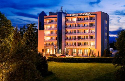 Kudowa Zdroj Hotel | Hotel Kudowa Manufaktura Relaksu