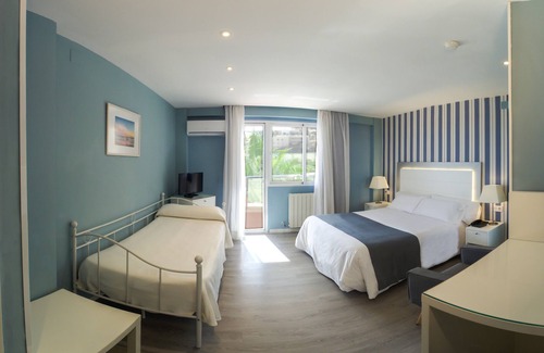 Carihuela Hotel | Hotel La Barracuda