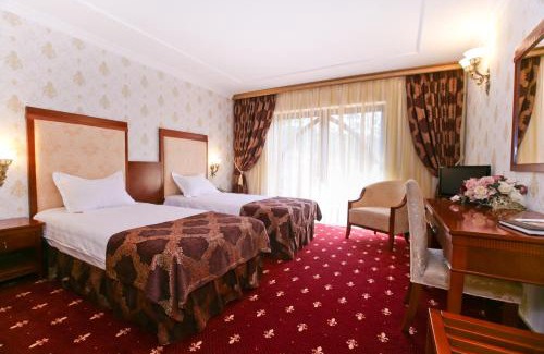 Iasi Hotel | Hotel La Castel Iasi