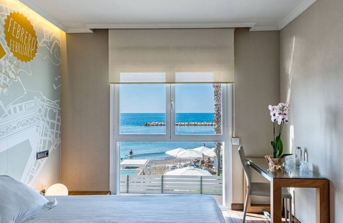 Malaga-Este Hotel | Hotel La Chancla
