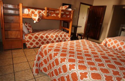 Copan Ruinas Cama Y Desayuno | Hotel La Escalinata