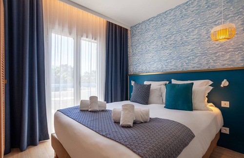 Le Lavandou Hotel | Hotel La Piscine