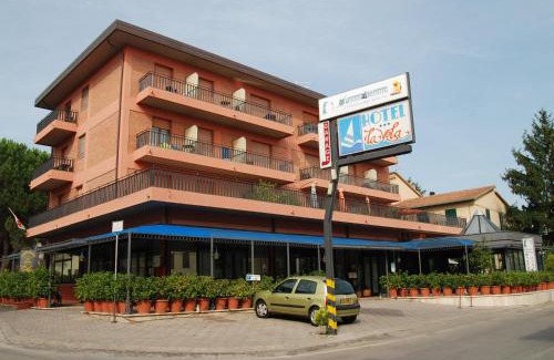 Passignano sul Trasimeno Hotel | Hotel La Vela