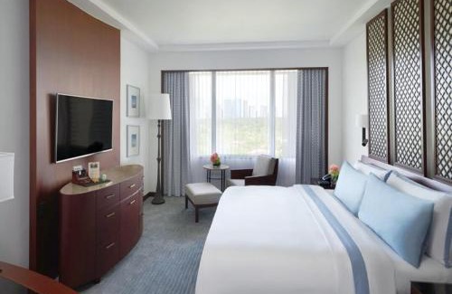 Mahipalpur Extension Hotel | Hotel LAA PLAZA Near Delhi Airport