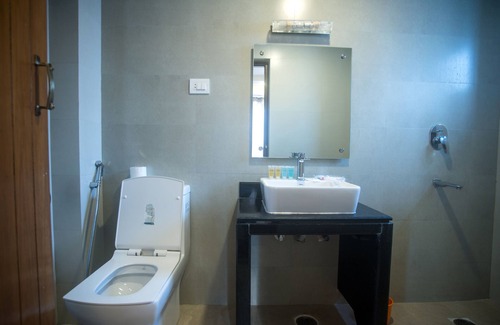 Pokhara Hotel | Hotel Lake Himalaya
