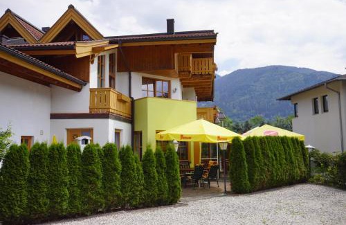 Schuttdorf Hotel | Hotel Landhaus Zell am See