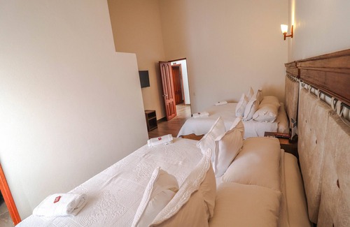 Old Town Hotel | Hotel Las Palmas un lugar romántico para descansar, compartir y disfrutar.🤗