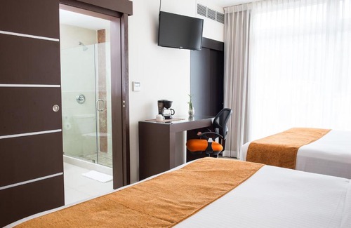Colonia La Mora Hotel | Hotel Latitud 15