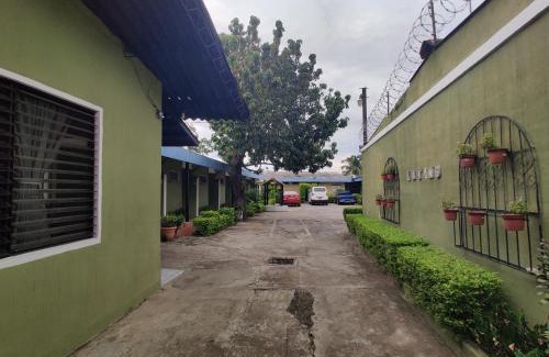 Santa Ana Casa | HOTEL LATlNO en Santa Ana