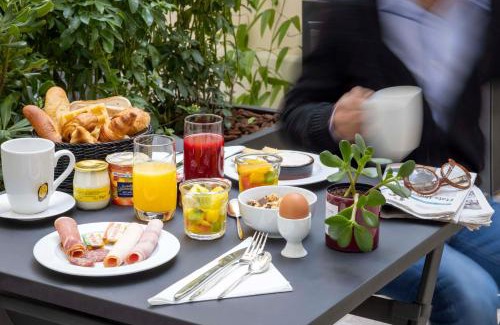 Neuilly-sur-Seine Hotel | Hotel Le 37 Bis