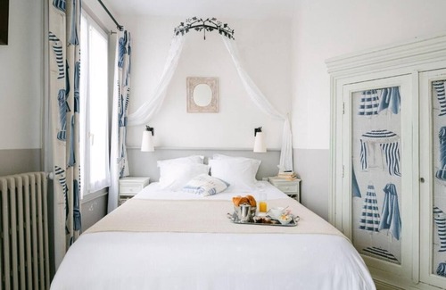 Trouville-sur-Mer Hotel | Hotel le Central