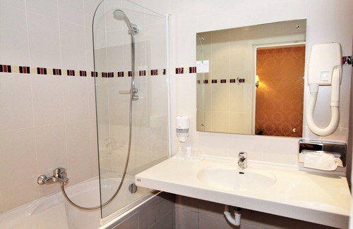 Villers-Cotterets Hotel | Hotel Le Regent