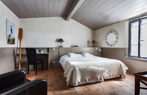 Le Bois-Plage-en-Re Hotel | Hotel Les Bois Flottais