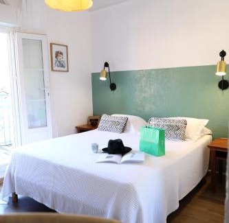 Le Lavandou Hotel | Hotel Les Flots Bleus