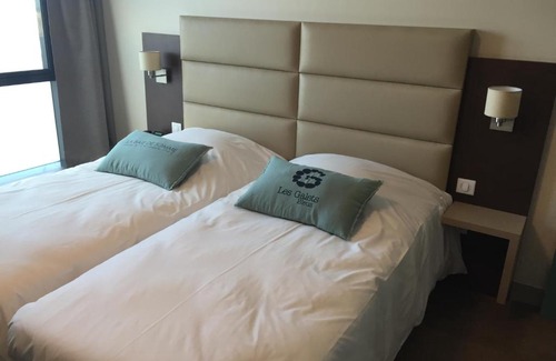 Cayeux-sur-Mer Hotel | Hotel Les Galets Bleus