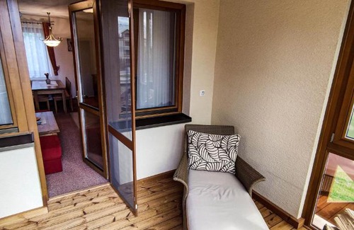 Stara Lesna Apartamento | Hotel Lesna - Apartment Privileged with Garden & Terrace