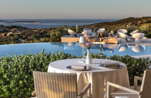 Cannigione Hotel | Hotel Li Finistreddi