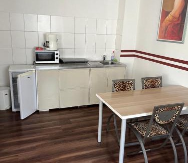 Schierstein Hotel | Hotel Link