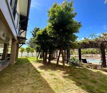 Mabolo Apartamento | Hotel Living,The Persimmon double beds 4pax (904)
