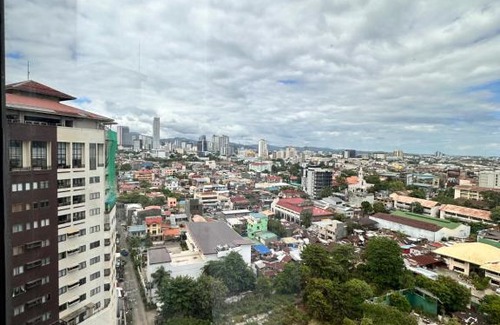 Mabolo Apartamento | hotel living,The Persimmon Suites 2-4pax (1430)
