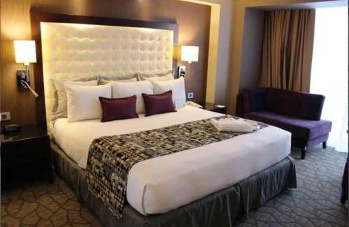 Zona Rio Hotel | Hotel Lucerna Tijuana